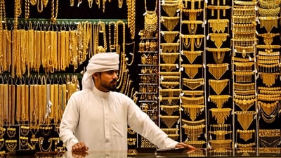 Gold prices decline as US Hormuz plan, Iran peace talks elevate hopes