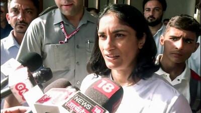Barred from competition, Vinesh Phogat spars with WFI in Gonda