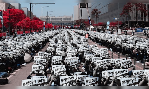 Samsung, labour union to meet in a last-ditch attempt to avert strike and upheaval in semiconductor industry