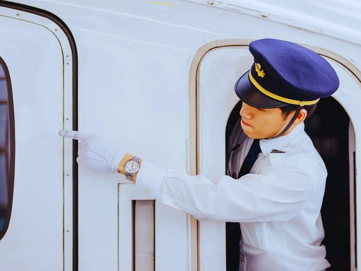 Why trains do not have seat belts
