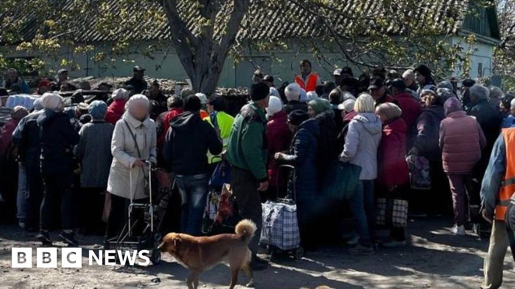 Oleshky the front-line city where Ukrainians are trapped