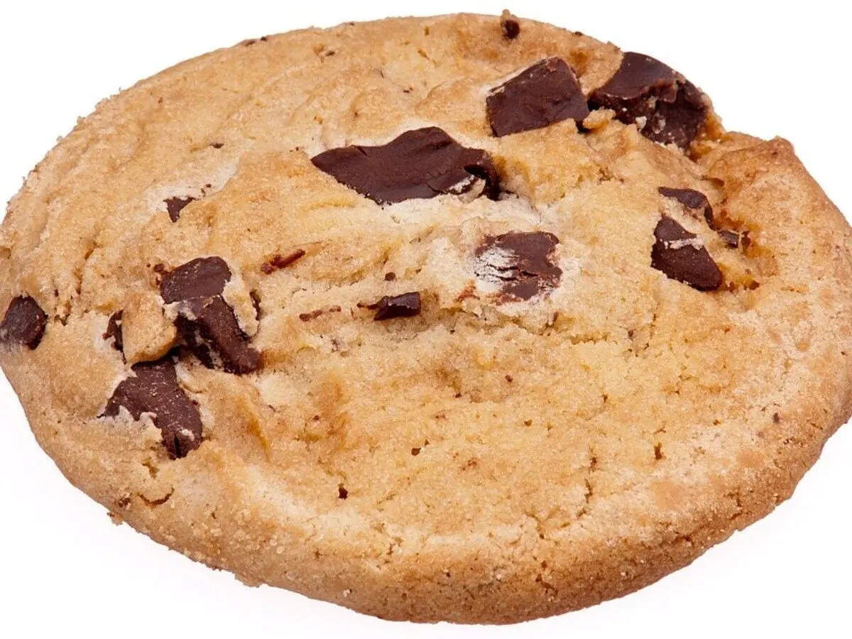 In 1938, Ruth Wakefield’s simple choice of mixed chopped chocolate into cookie dough created America’s favorite dessert |