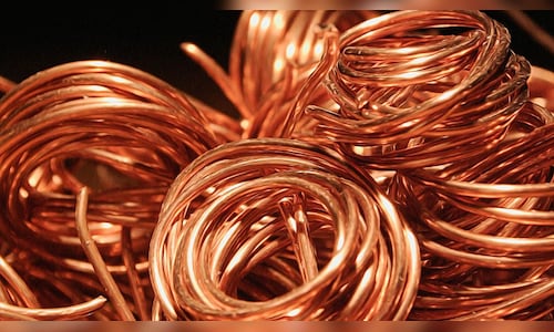 Copper declines as Iran-US exchange fire in Persian Gulf