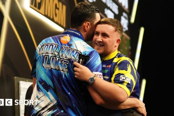 Premier League Darts 2026 results: Luke Littler beats Luke Humphries in Aberdeen to top standings
