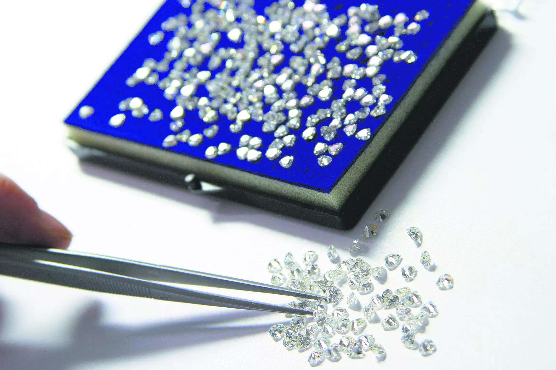 Cvd Diamonds: Explained: How are diamonds grown in labs