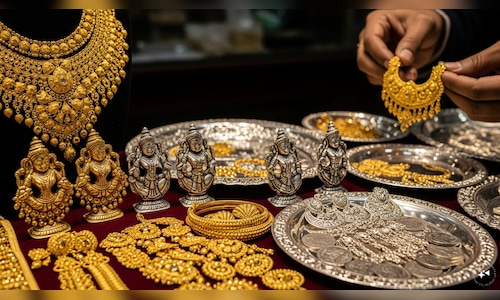 MCX silver falls over 0.8%, gold trades cautiously amid global volatility
