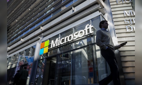 Microsoft back on offense as quarter shows strong AI demand. Wall Street sees big stock gains ahead