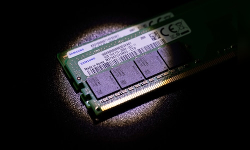 South Korean stocks at risk of `swift downside reversal' as SK Hynix, Samsung dominate: BTIG