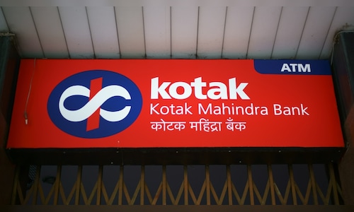 Kotak’s Ashok Vaswani to evaluate IDBI when govt restarts process; West Asia conflict hits growth