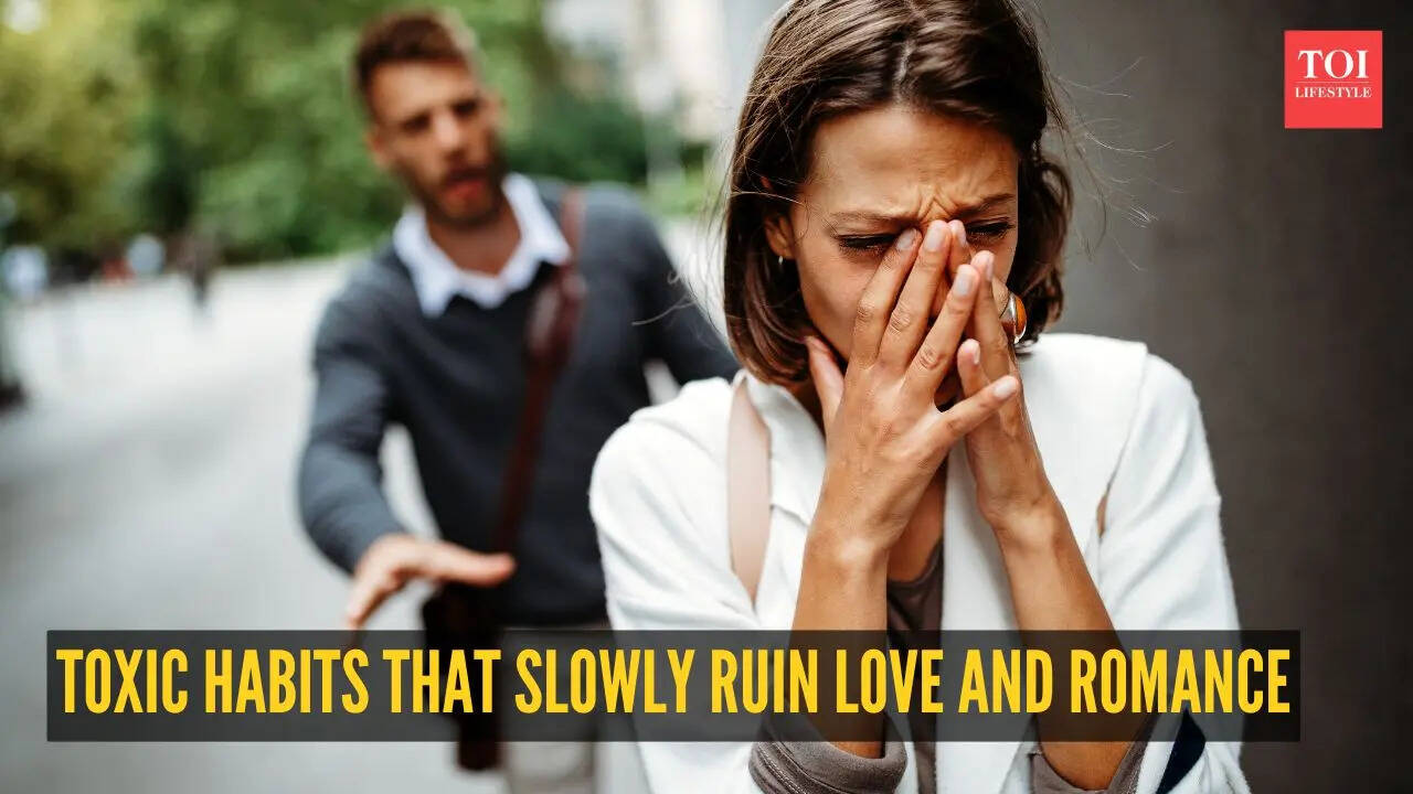 10 toxic habits that slowly ruin love and romance