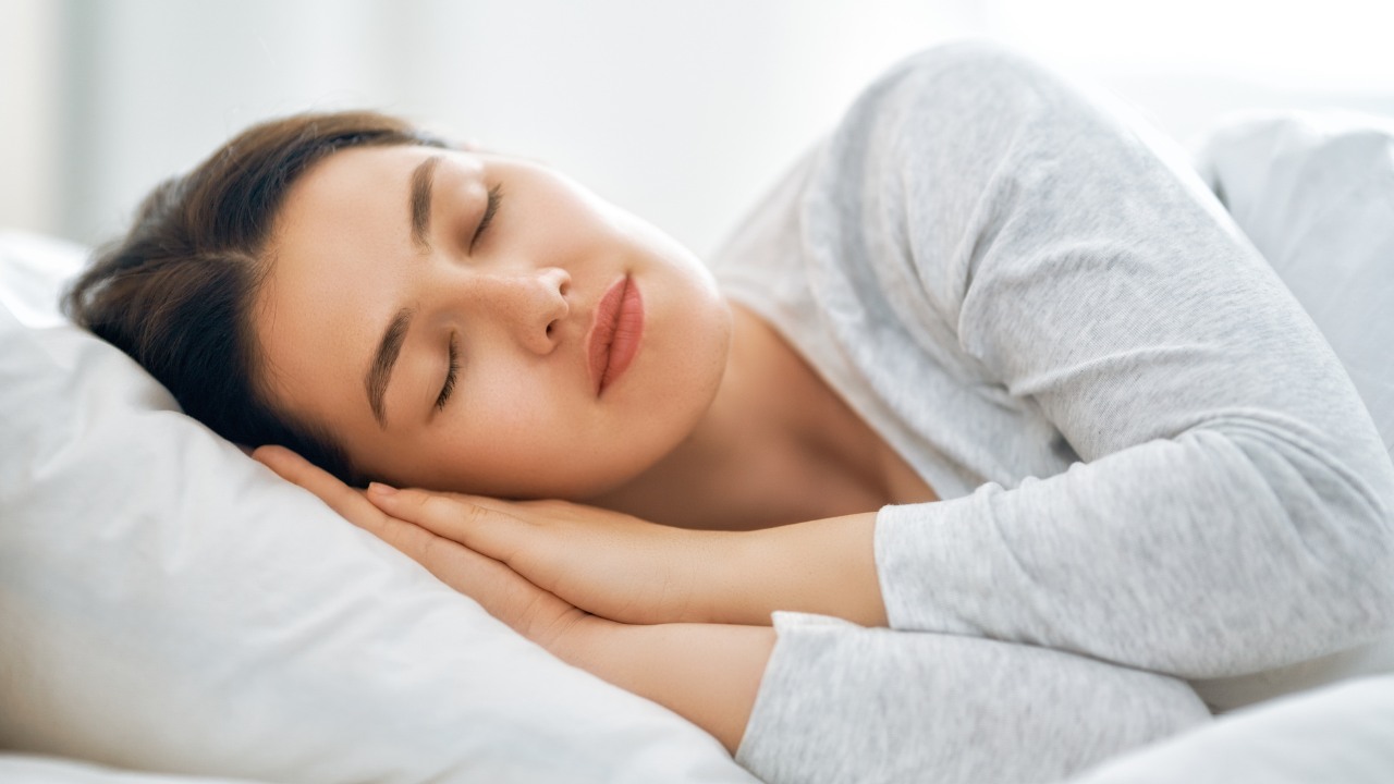 Your late-night food habits could be ruining your sleep, but these expert-recommended foods may help
