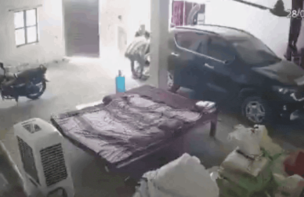 SP woman leader dragged by hair, 'beaten' inside house in UP; CCTV captures chilling attack | Lucknow News