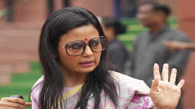 'TMC chor': Mahua Moitra faces anti-Trinamool slogans on flight, blames 'BJP culture' | India News