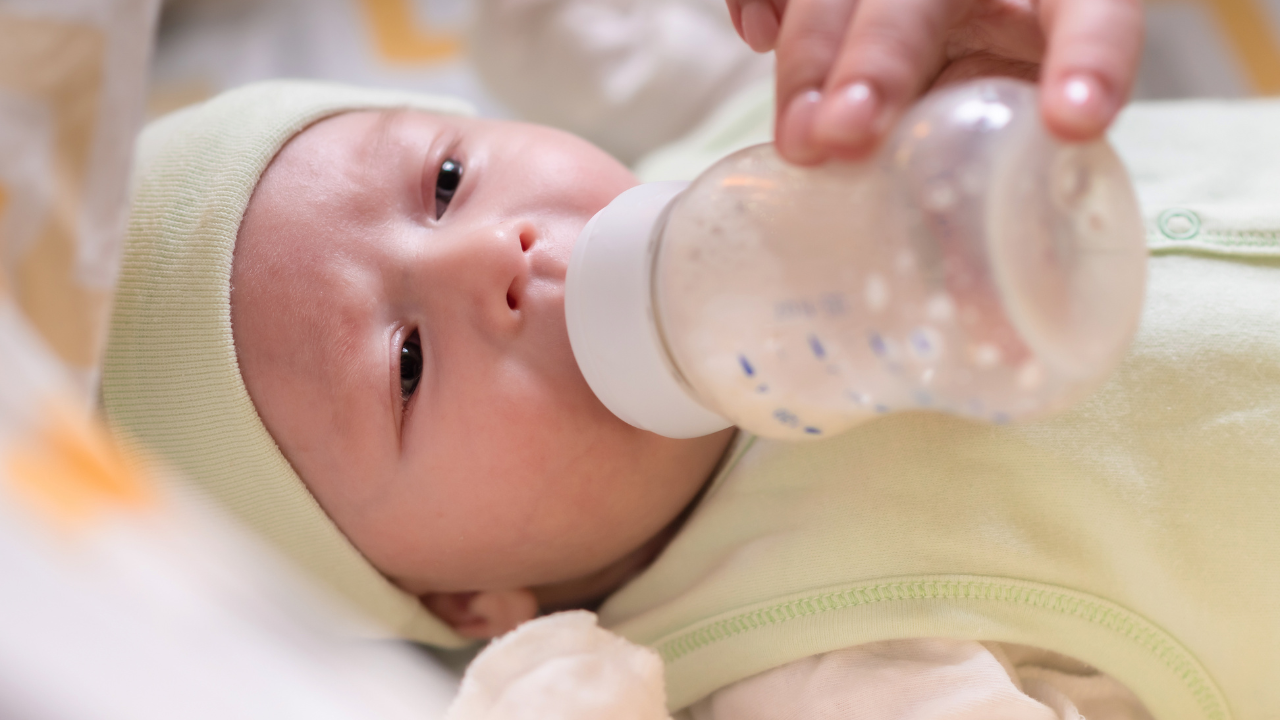 Microplastics in baby feeding bottles. Another reason not to use them!
