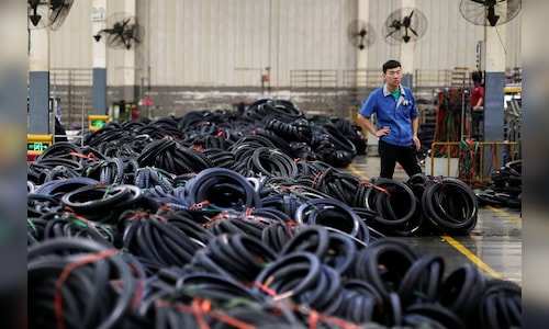 Apollo Tyres reverses gains, stock falls 6% from day's high after Q4 results
