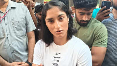 'They want me to take sanyaas, but I won’t give up': Vinesh Phogat | More sports News