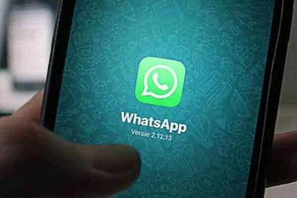 In 2009, Jan Koum pivoted his failing status app by adding messaging, founding WhatsApp |