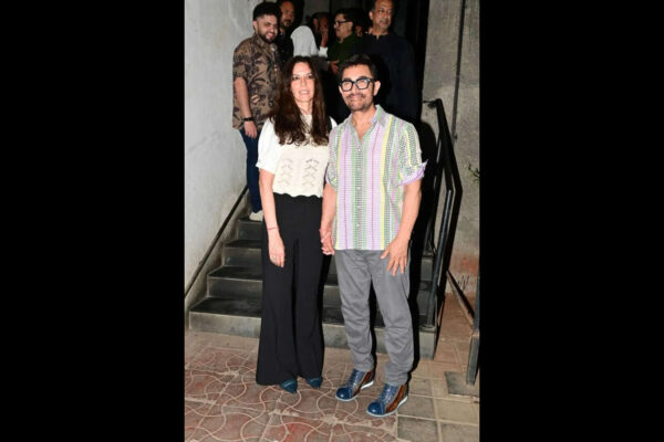 Aamir Khan holds hands with girlfriend Gauri Spratt as they attend Ashoke Pandit's birthday celebration - PICS |