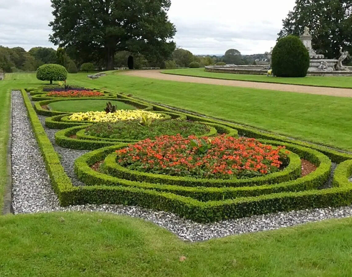 The biggest mistake people make with full-sun flower beds that start looking dull by late summer