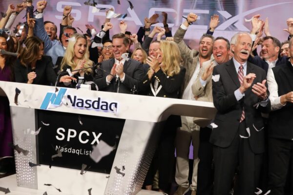 Stocks making the biggest moves premarket: SPCX, HOOD, HUN