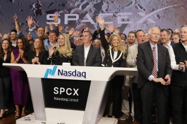 The average SpaceX buyer post-IPO is almost under water after two-day slide
