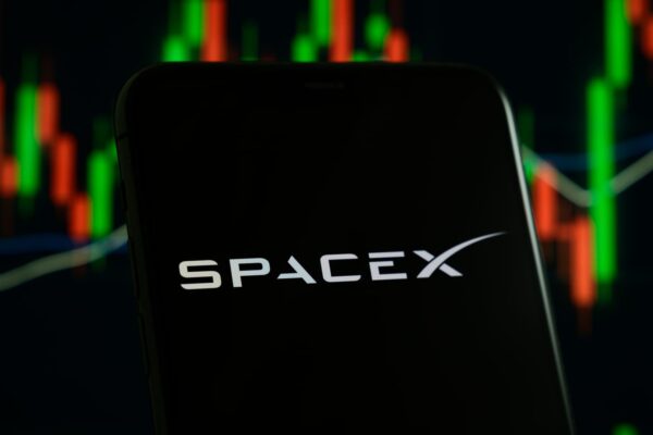 SpaceX seeing interest from short sellers, but most afraid to go against Musk