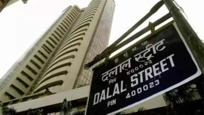Sensex down 2.2k pts in four sessions as Gulf stays on boil