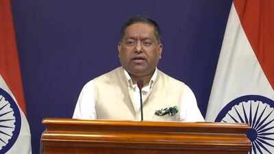 India trashes Pak minister's threat of war over waterpact suspension | India News