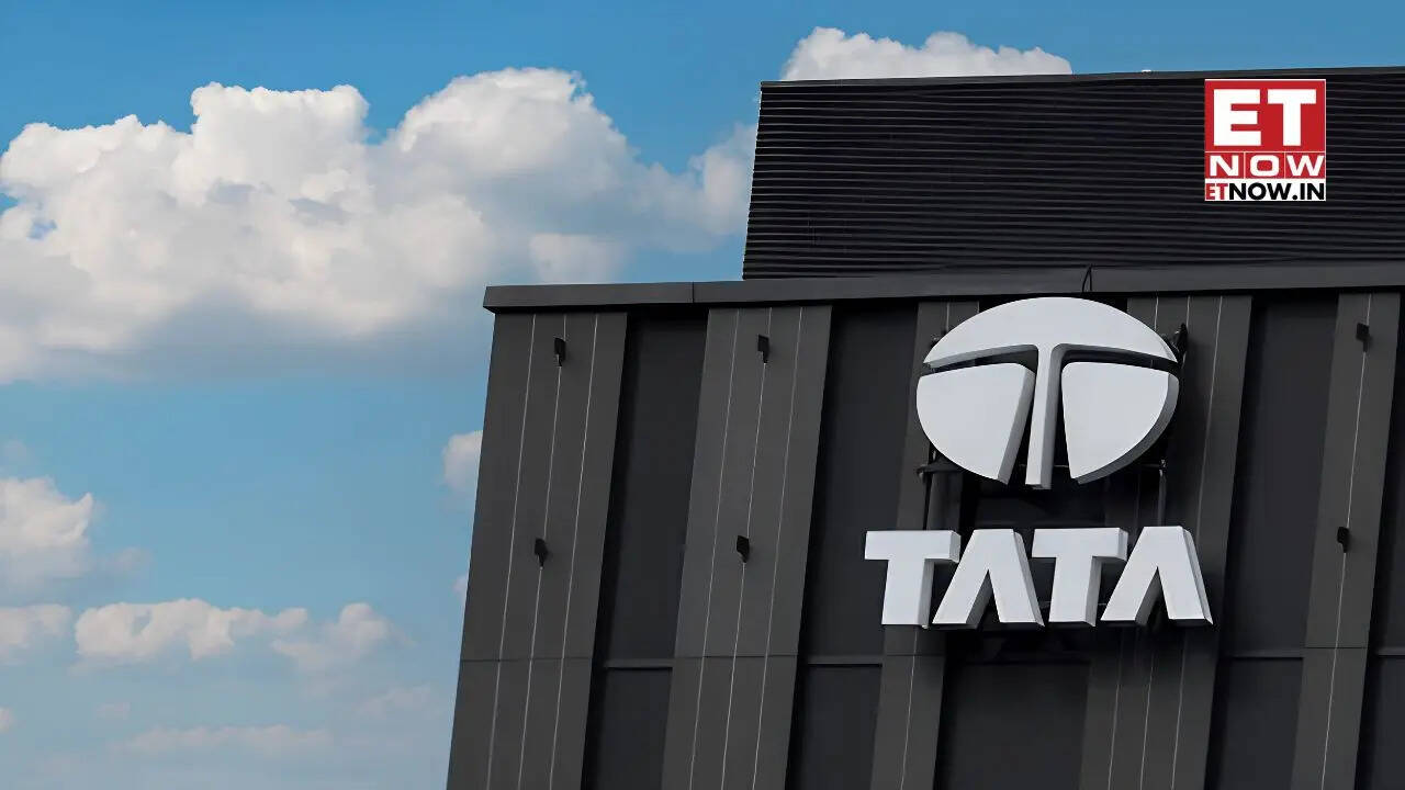 Tata Motors PV Share Price Target: Brokerage cuts target to Rs 390 but still sees 8% upside - Is it still a BUY? - Markets