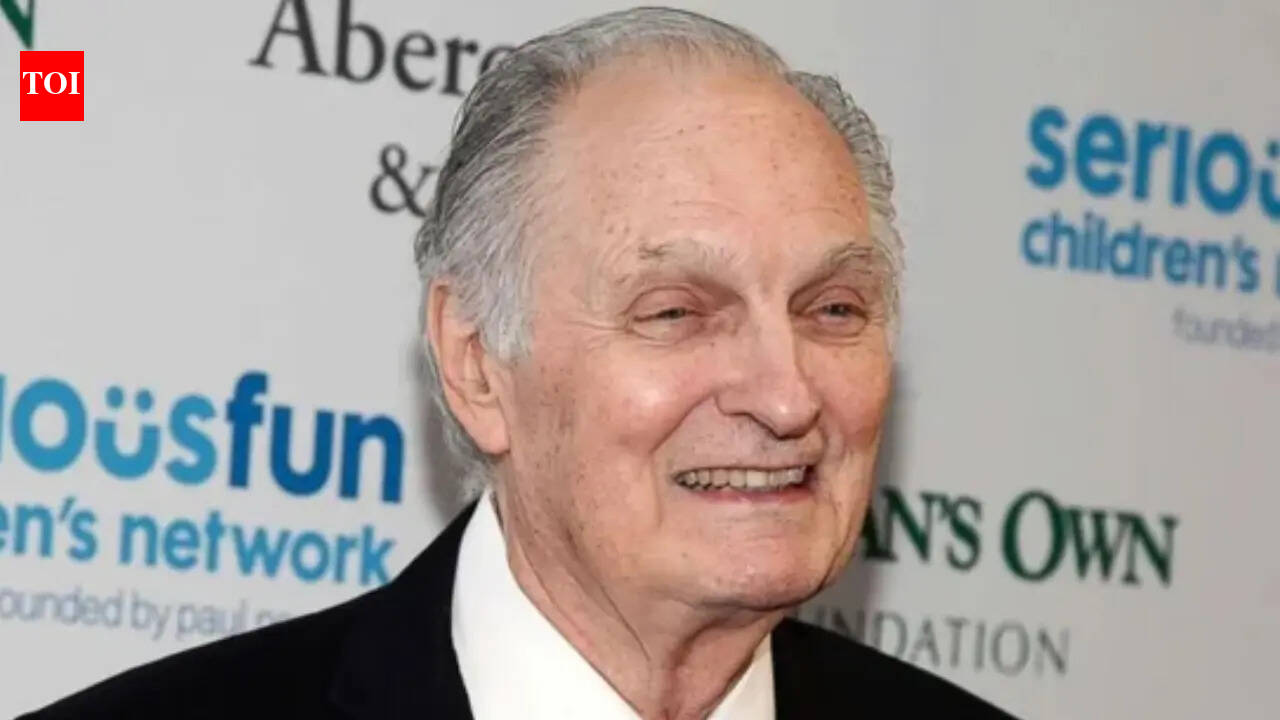 Alan Alda shares his struggles with aging and Parkinson’s disease |