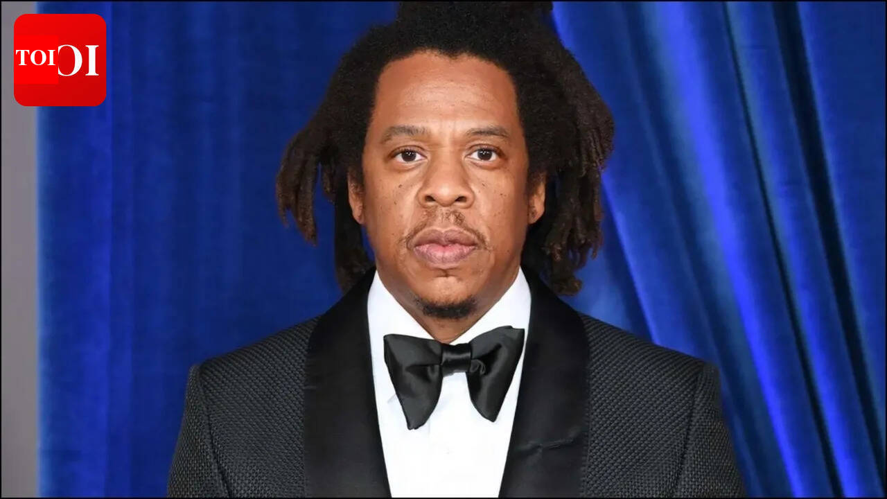 Jay Z Lawsuit: Jay Z claims lawyer Tony Buzbee deceived clients and abused his power in lawsuit filed against him﻿ |