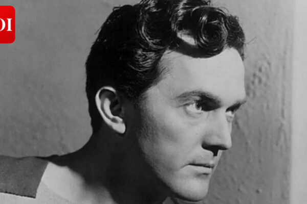 Kirk Alyn Quote: Quote of the day by Kirk Alyn: 'If you're going to do something, you've got to believe in it'; decoding meaning behind the first-ever Superman's words | English Movie News
