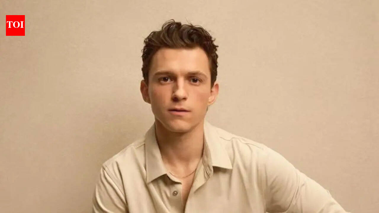 Marvel star Tom Holland opens up about dyslexia, ‘petrifying’ cue cards and not hosting 'Saturday Night Live': 'I can freeze' |