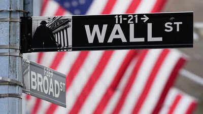 US stocks today: Wall Street opens mixed as AI stocks fall and oil prices ease