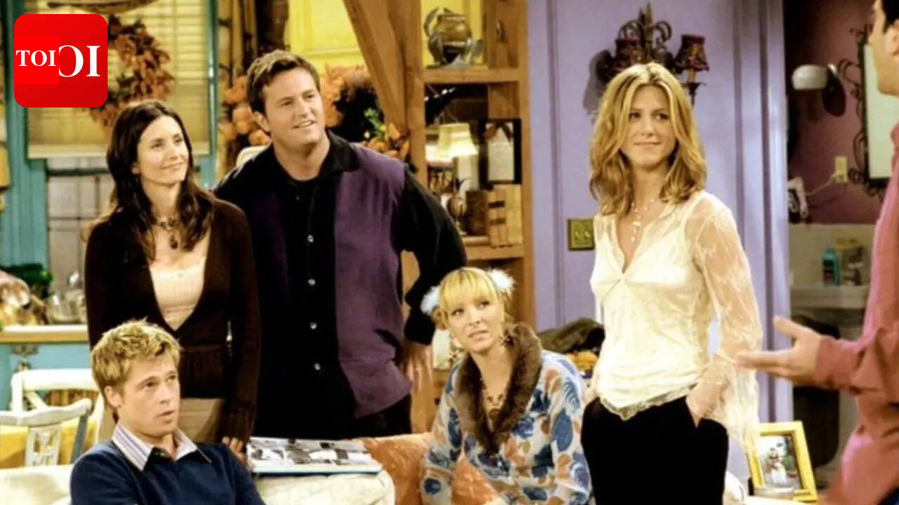 Jennifer Aniston reflects on Brad Pitt's iconic 'Friends' cameo during reunion chat with Lisa Kudrow |