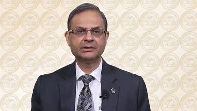 After growth forecast cut, RBI warns monsoon deficiency could weigh on consumption