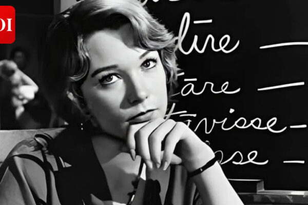 Maclaine: Shirley MacLaine's Wisdom: Transforming the World Through Self-Understanding |