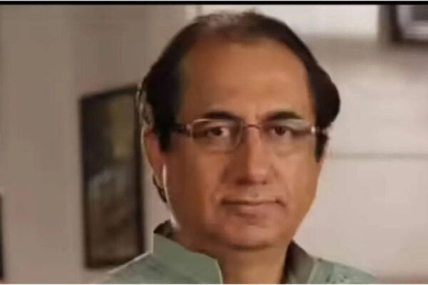Lalit Parimoo: 'Seekh lo acting': Lalit Parimoo dishes out blunt advice to Janhvi Kapoor, Ananya Panday and Shanaya Kapoor amid trolling | Hindi Movie News