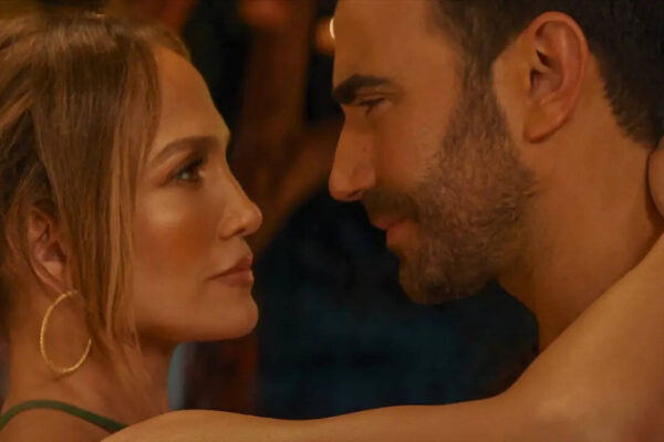 Office Romance Reviews: 'Office Romance' X reviews: Fans can't get enough of Jennifer Lopez-Brett Goldstein's chemistry; 'Going to watch again..' | English Movie News