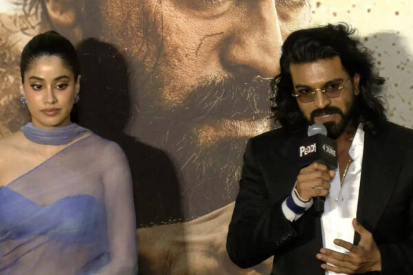 Did Janhvi Kapoor oppose to her camera angles in Peddi? Leaked chats claim so, Ram Charan said no to objectify her: 'No waist shots' | Hindi Movie News