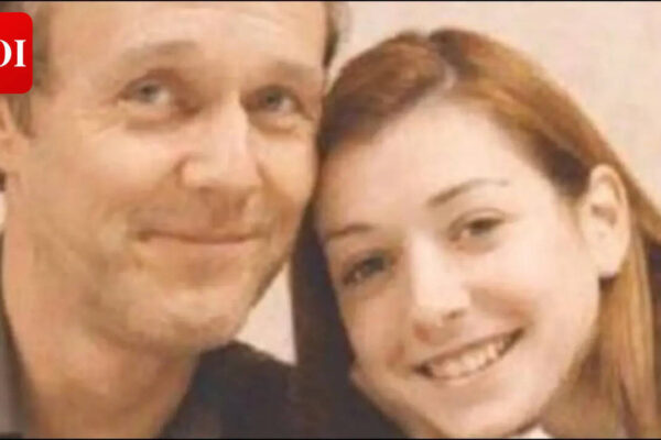 ‘Buffy The Vampire Slayer’ Alyson Hannigan remembers co-star Anthony Head: ‘This cut is so deep I fear it can never heal’ |