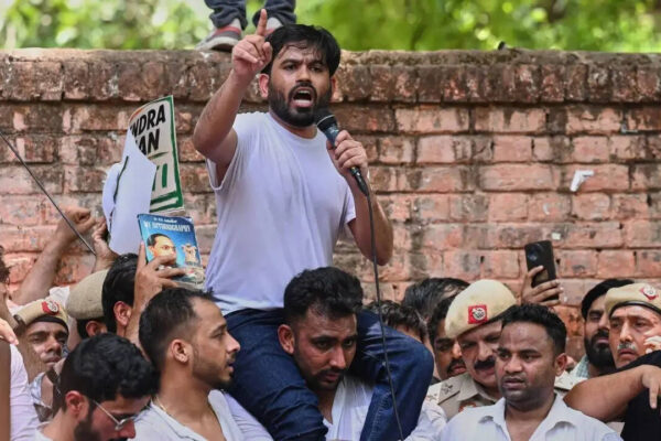CJP founder Abhijeet Dipke says agitation won't stop until Dharmendra Pradhan quits; security beefed up at his residence | Chhatrapati Sambhajinagar News