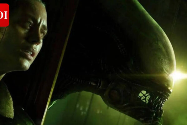 Seeing 'Alien' as 'Die Hard': A Viral Theory That Changes Everything |