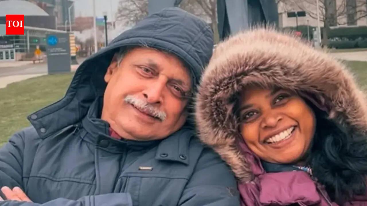 Piyush Mishra opens up on how he fell in love with his wife as they celebrated 31 years of their marriage recently: 'Humne 1992 se 1995 tak date kiya' | Hindi Movie News