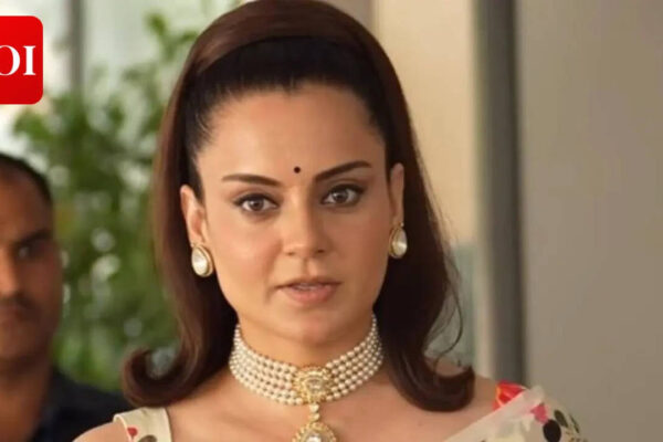 Kangana Ranaut draws parallels with Ranveer Singh's criticism: 'They put cases on me, tried to put me in jail and banned by the media' | Hindi Movie News