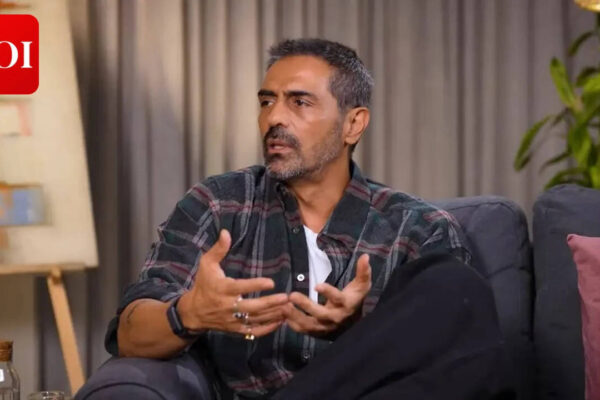 Arjun Rampal recalls darkest phase of his life: 'My marriage was not working out, my mother had cancer'; Gabriella Demetriades became his anchor | Hindi Movie News