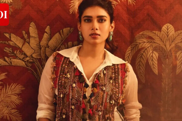Dushara Vijayan on choosing strong characters over commercially safe roles: 'I want my character to connect with the audience' | Tamil Movie News