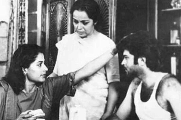 Rohini Hattangadi reveals the heartwarming thing Smita Patil told her during 'Gandhi' screen tests; 'Smita Patil ka dil kaafi saaf tha' | Hindi Movie News