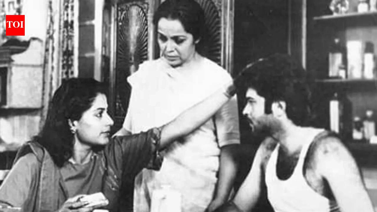 Rohini Hattangadi reveals the heartwarming thing Smita Patil told her during 'Gandhi' screen tests; 'Smita Patil ka dil kaafi saaf tha' | Hindi Movie News