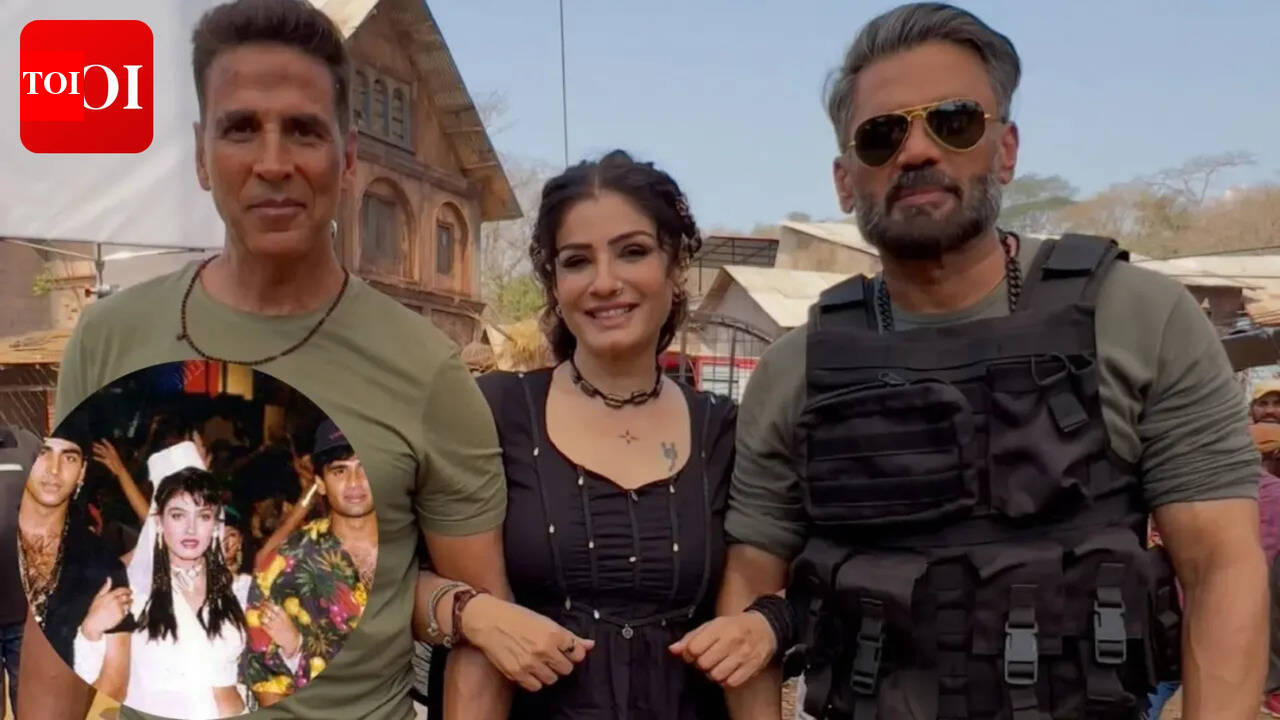 Welcome To The Jungle: Raveena Tandon's 'Mohra' reunion moment with Akshay Kumar and Suniel Shetty steals spotlight ahead of 'Welcome To The Jungle' trailer launch | Hindi Movie News